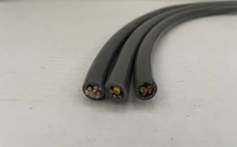 拖鏈電纜應用于工業(yè)自動化設備